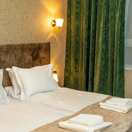 Sion Boutique Guest *